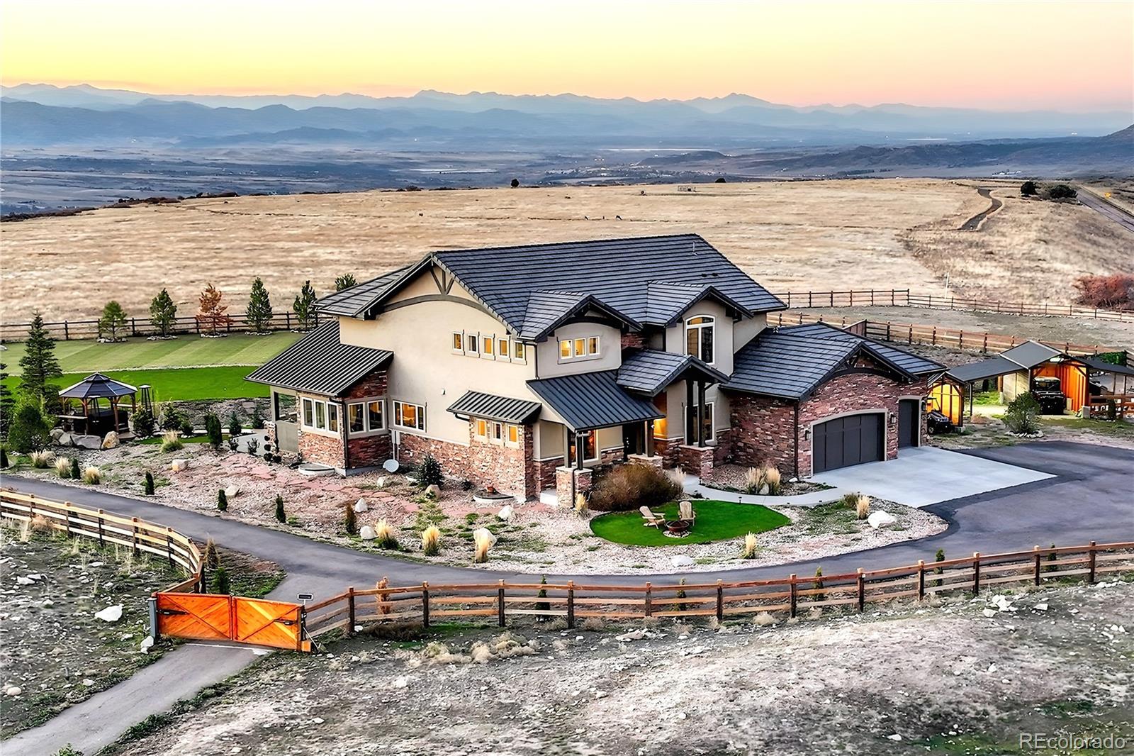 Castle Rock, Colorado, 80109, United States, 5 Bedrooms Bedrooms, ,6 BathroomsBathrooms,Residential,Active,1986908