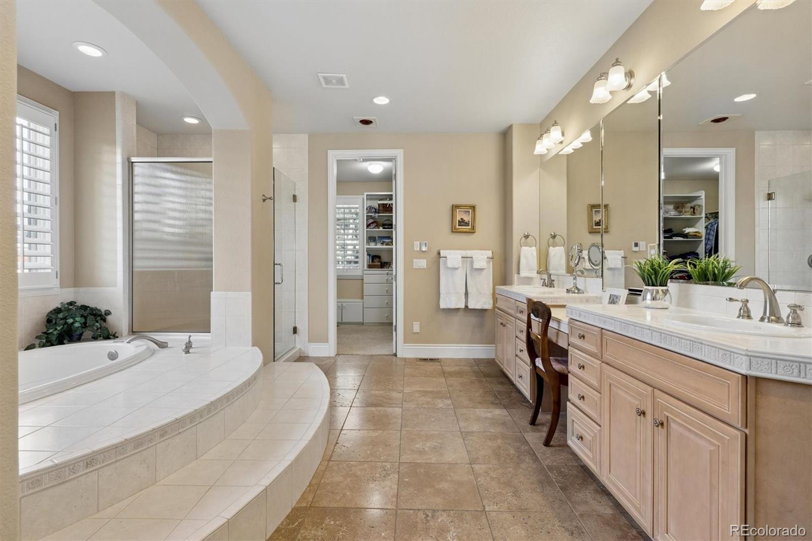 Littleton, Colorado, 80128, United States, 4 Bedrooms Bedrooms, ,5 BathroomsBathrooms,Residential,Active,2023431