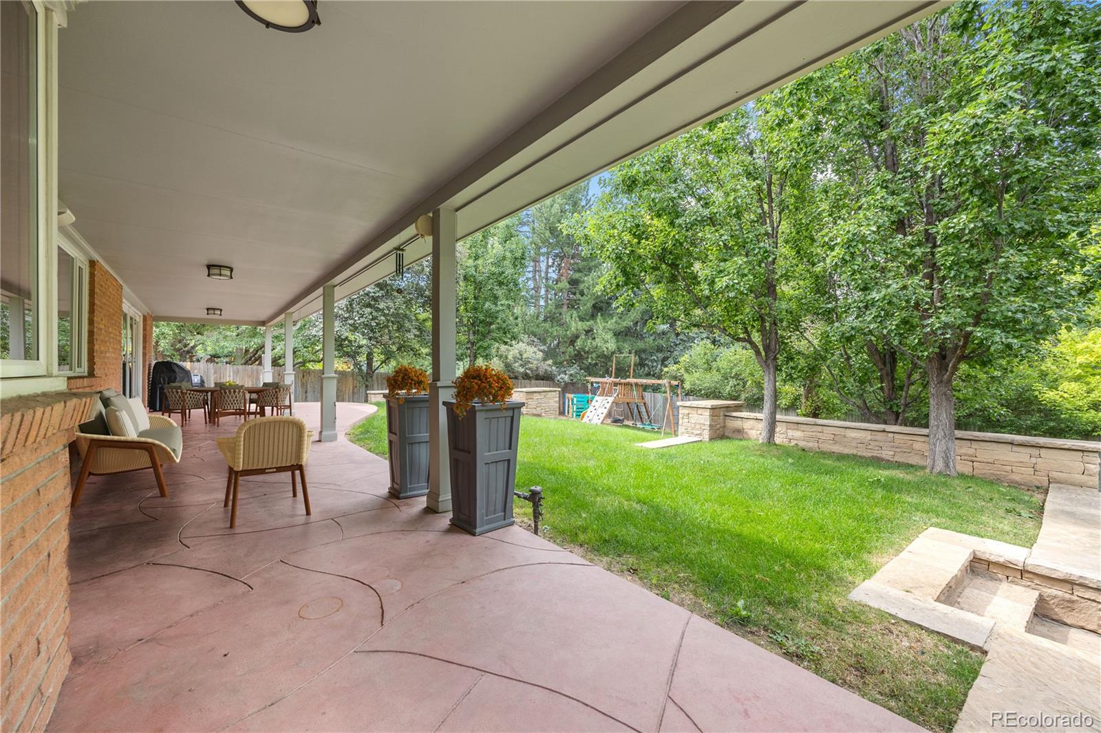 Englewood, Colorado, 80111, United States, 4 Bedrooms Bedrooms, ,3 BathroomsBathrooms,Residential,Active,1909660