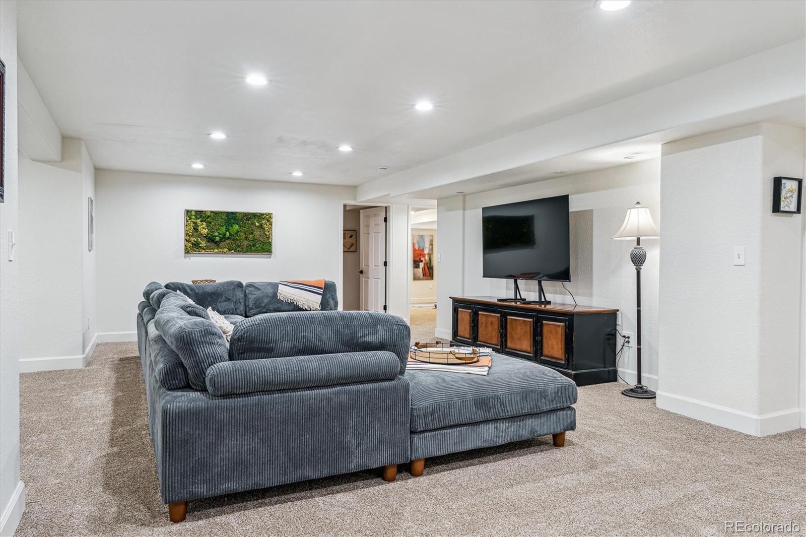Castle Rock, Colorado, 80104, United States, 6 Bedrooms Bedrooms, ,5 BathroomsBathrooms,Residential,Active,1798044