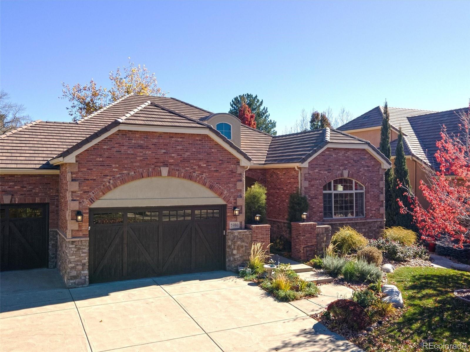 Centennial, Colorado, 80121, United States, 4 Bedrooms Bedrooms, ,4 BathroomsBathrooms,Residential,Active,1972181