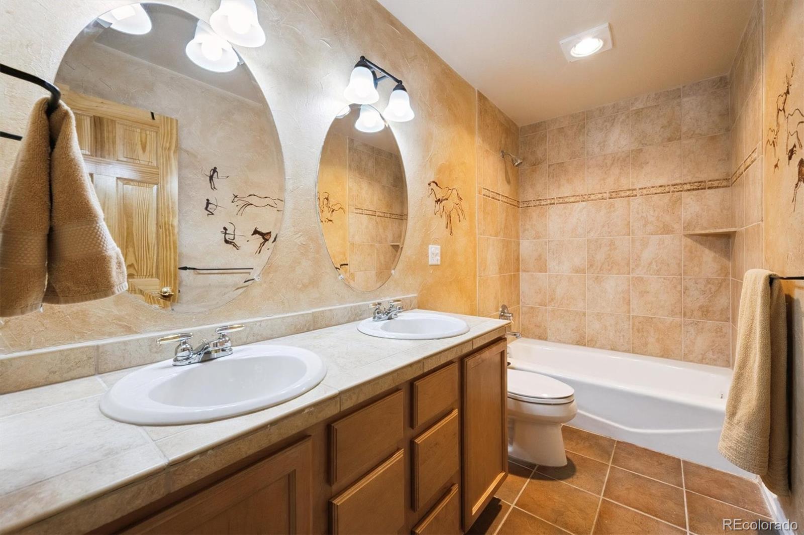 Evergreen, Colorado, 80439, United States, 4 Bedrooms Bedrooms, ,5 BathroomsBathrooms,Residential,Active,1899904