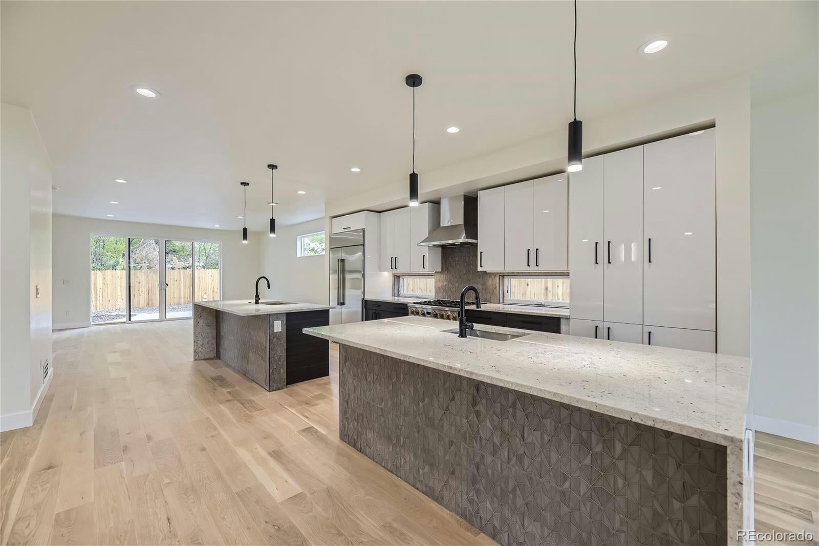 Denver, Colorado, 80222, United States, 6 Bedrooms Bedrooms, ,7 BathroomsBathrooms,Residential,Active,1769916