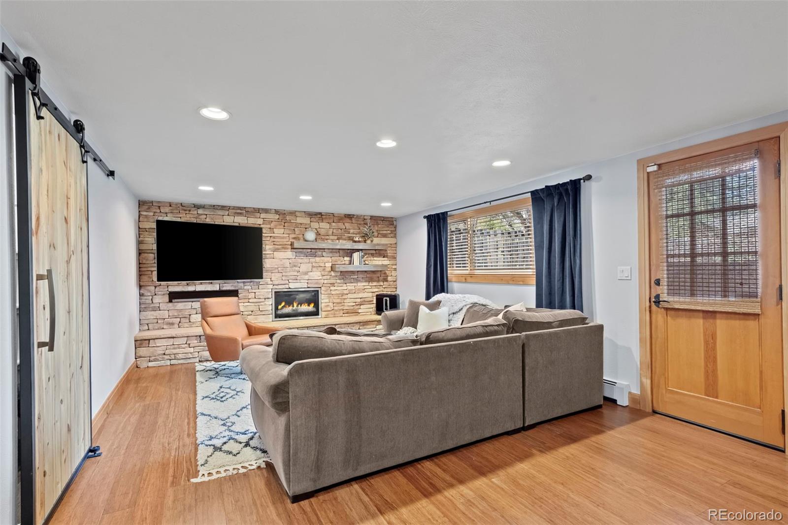 Boulder, Colorado, 80303, United States, 4 Bedrooms Bedrooms, ,3 BathroomsBathrooms,Residential,Contingent,1944032