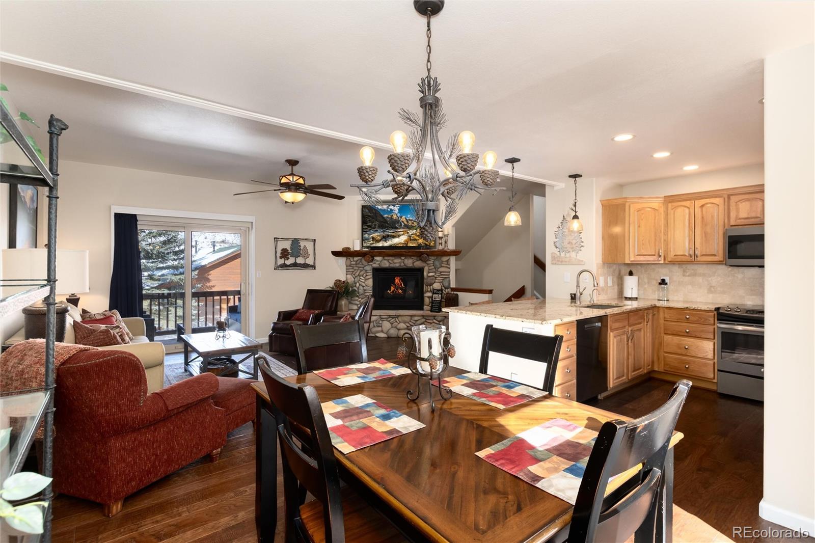 Dillon, Colorado, 80435, United States, ,3 BathroomsBathrooms,Residential,Active,1781591