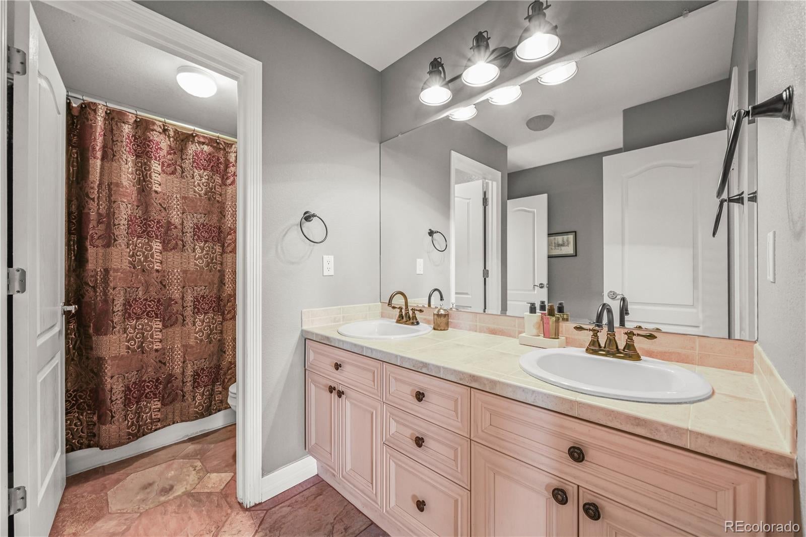 Castle Pines, Colorado, 80108, United States, 5 Bedrooms Bedrooms, ,5 BathroomsBathrooms,Residential,Active,1943758