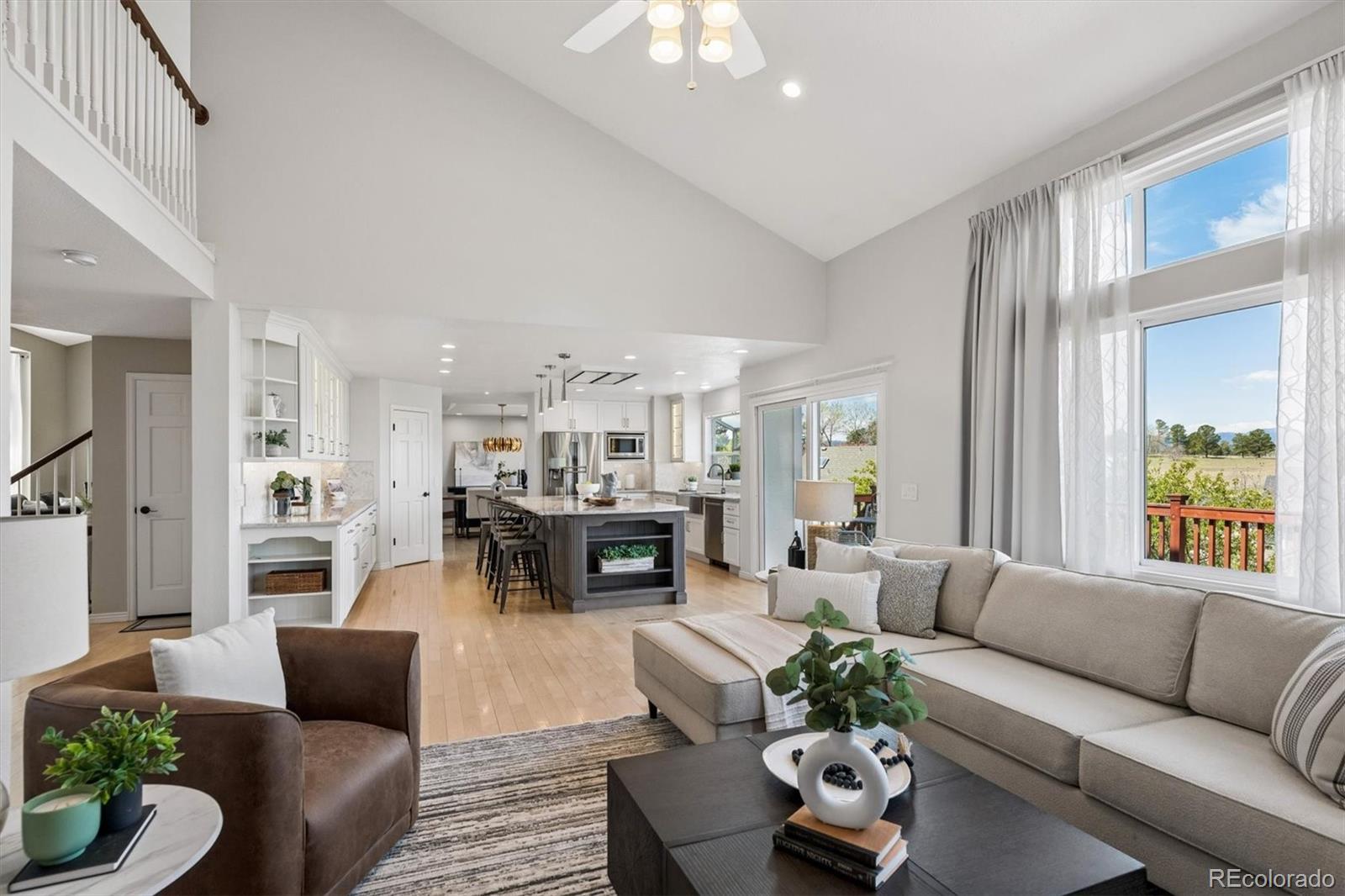 Highlands Ranch, Colorado, 80126, United States, 4 Bedrooms Bedrooms, ,3 BathroomsBathrooms,Residential,Active,2045752