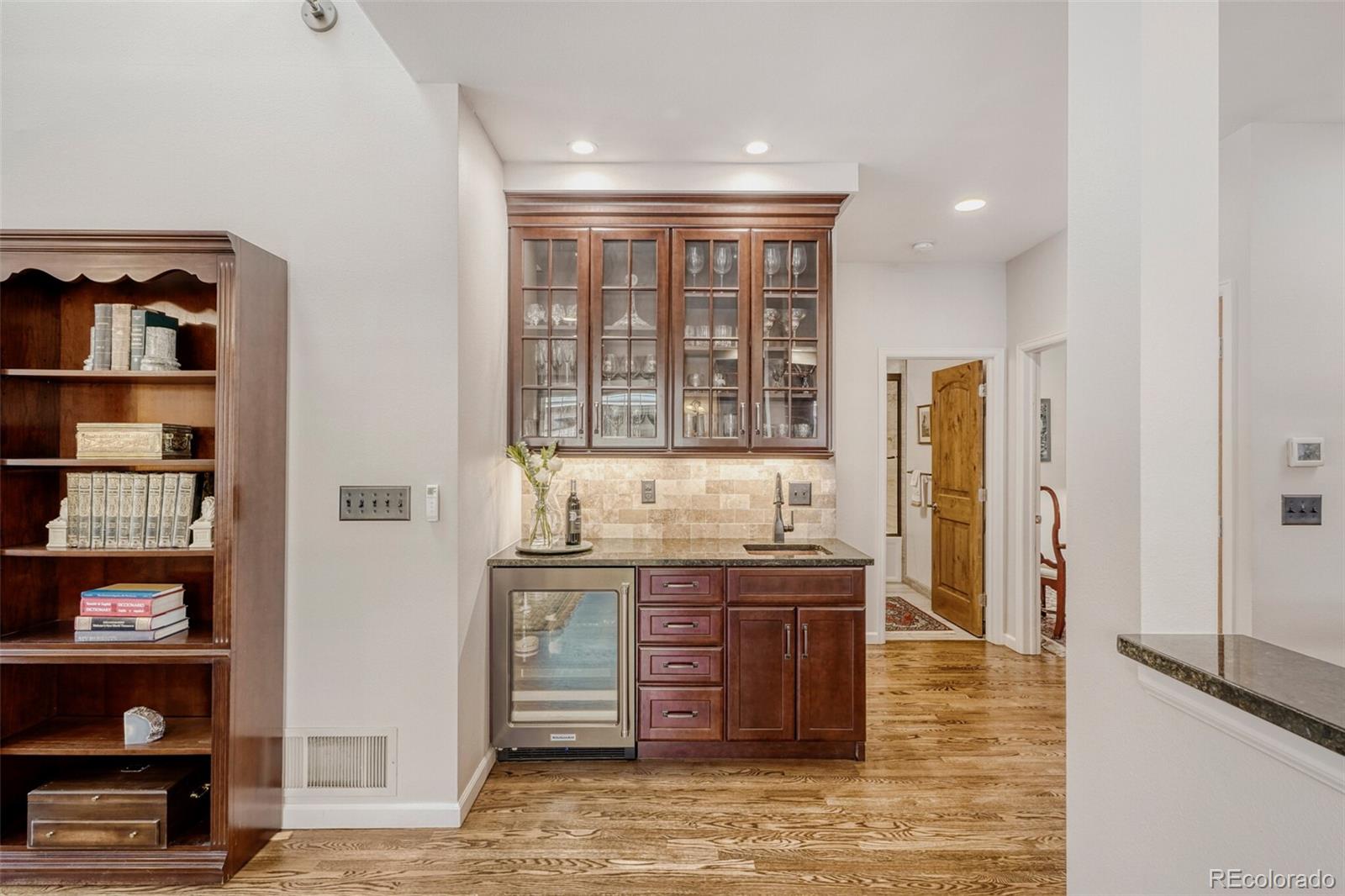 Denver, Colorado, 80210, United States, 4 Bedrooms Bedrooms, ,3 BathroomsBathrooms,Residential,Active,2017495