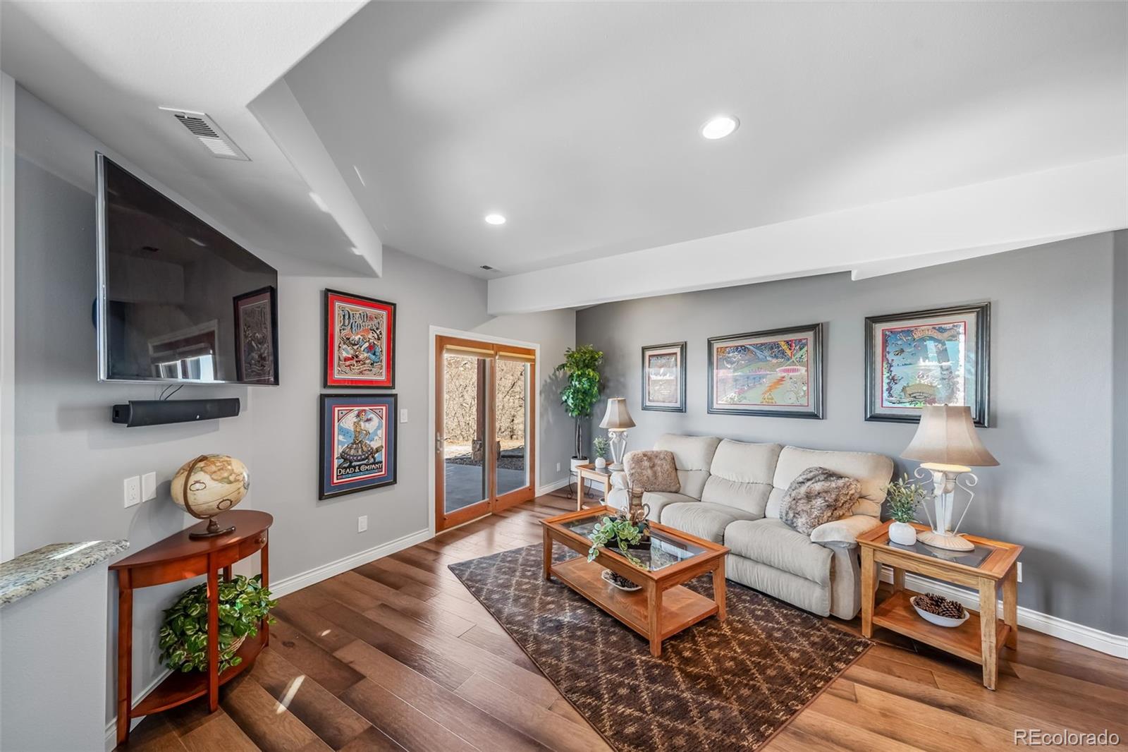 Larkspur, Colorado, 80118, United States, 4 Bedrooms Bedrooms, ,3 BathroomsBathrooms,Residential,Active,2007969