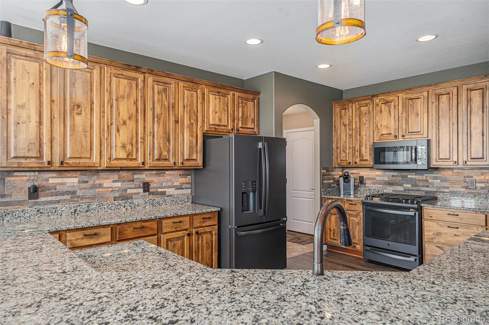 Elizabeth, Colorado, 80107, United States, 4 Bedrooms Bedrooms, ,4 BathroomsBathrooms,Residential,Active,1913949