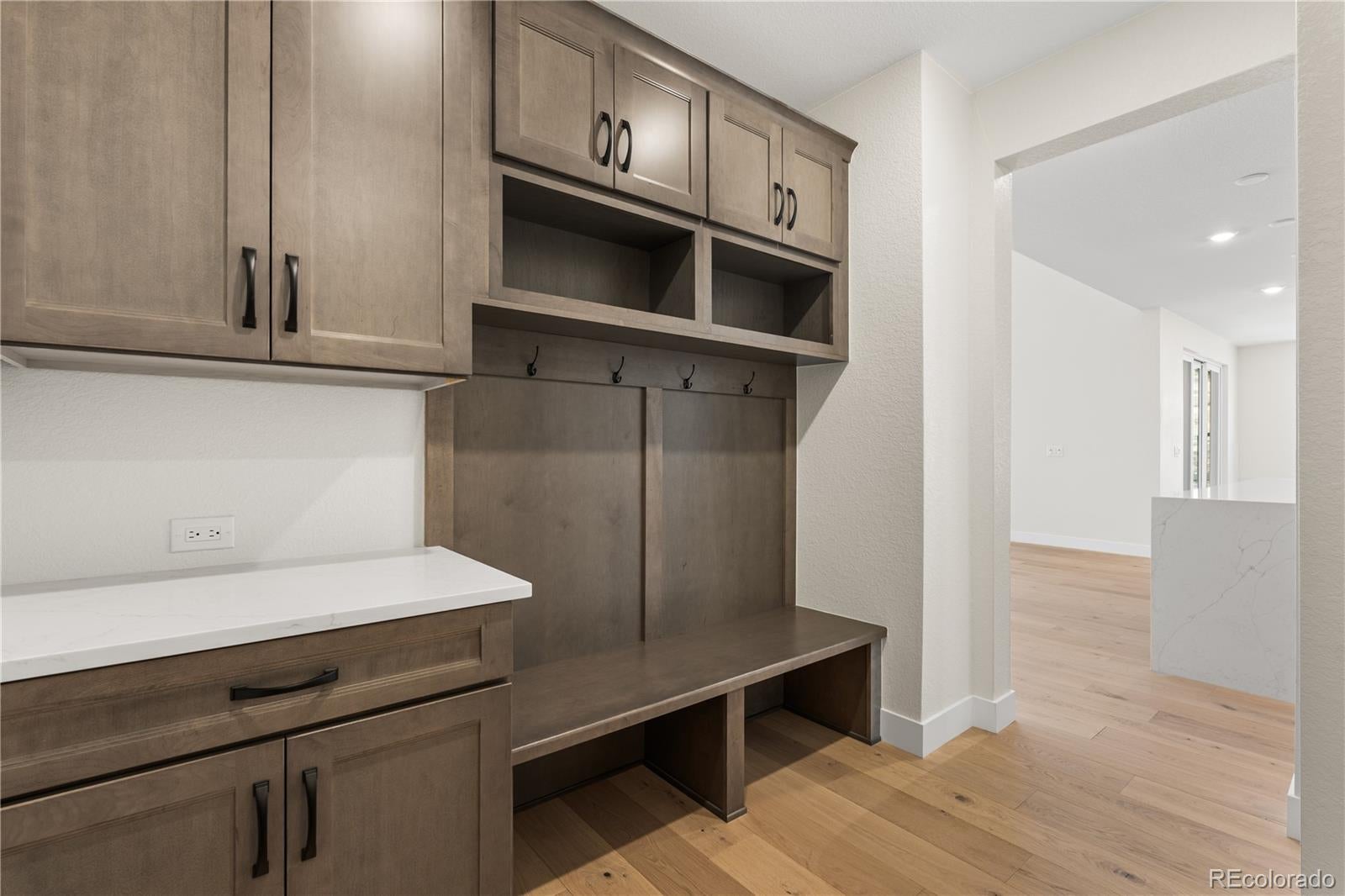 Lone Tree, Colorado, 80134, United States, 6 Bedrooms Bedrooms, ,7 BathroomsBathrooms,Residential,Active,1952989