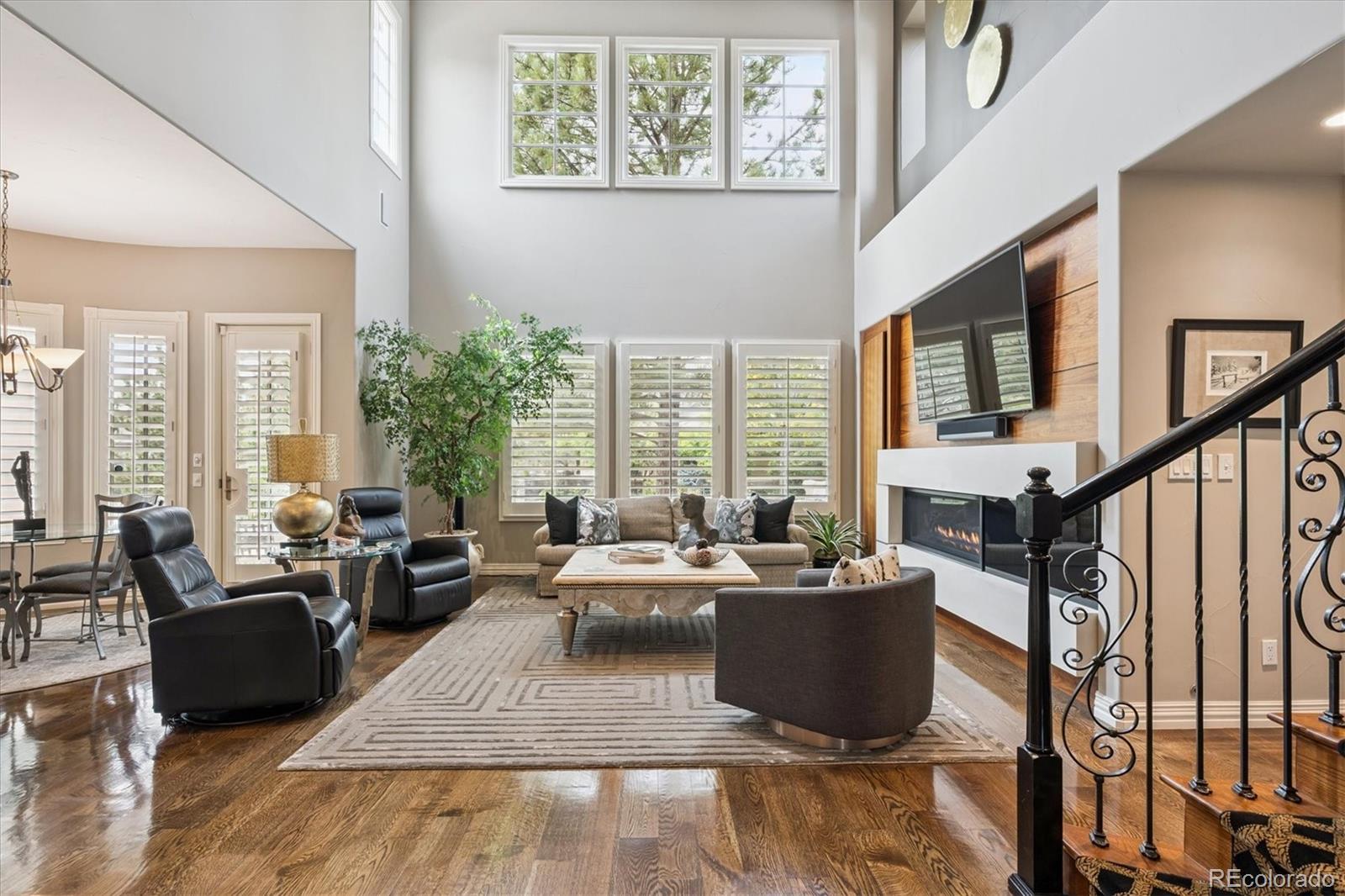 Denver, Colorado, 80231, United States, 4 Bedrooms Bedrooms, ,6 BathroomsBathrooms,Residential,Active,2008745