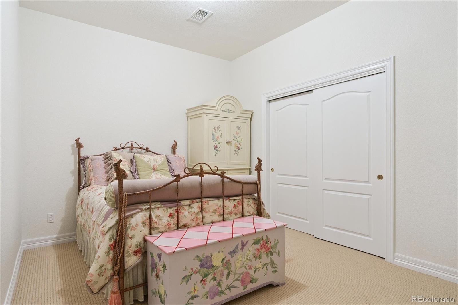 Lone Tree, Colorado, 80124, United States, 6 Bedrooms Bedrooms, ,5 BathroomsBathrooms,Residential,Active,1798134