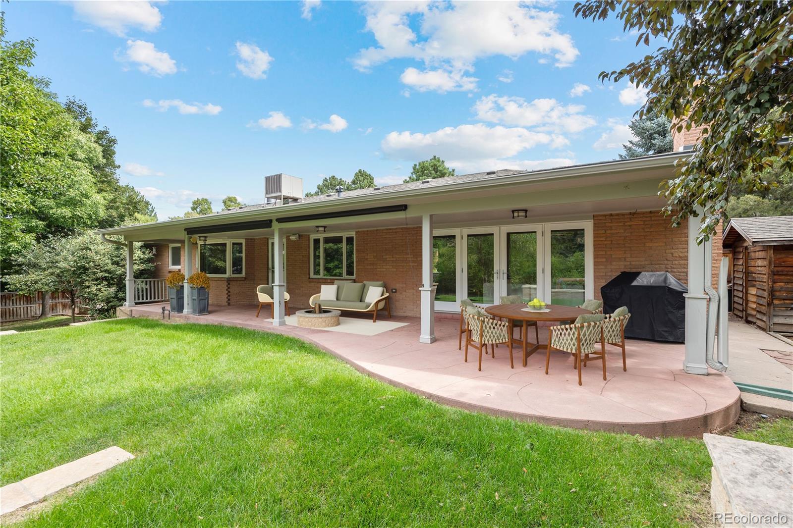 Englewood, Colorado, 80111, United States, 4 Bedrooms Bedrooms, ,3 BathroomsBathrooms,Residential,Active,1909660