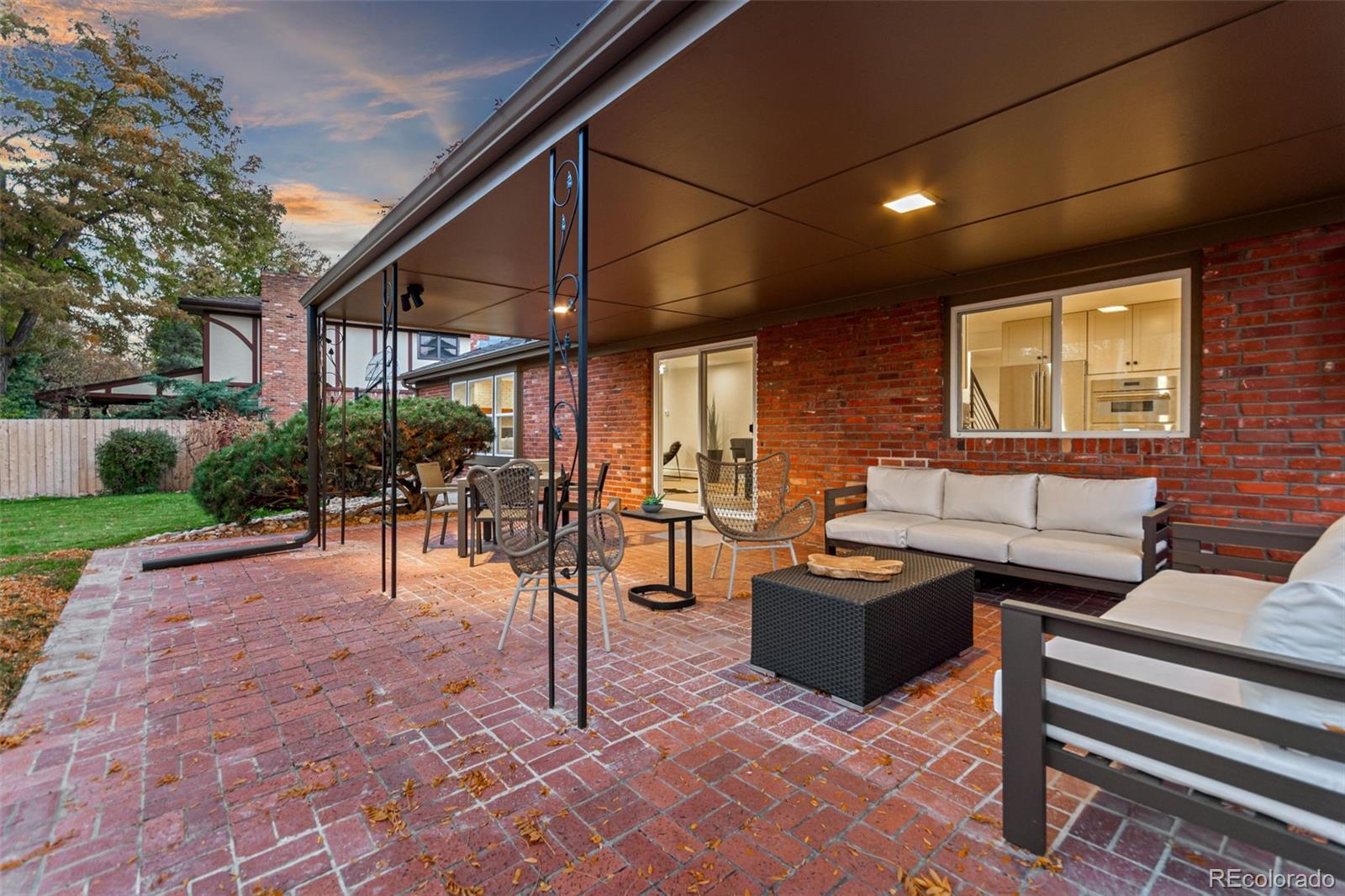 Denver, Colorado, 80237, United States, ,4 BathroomsBathrooms,Residential,Active,1894229