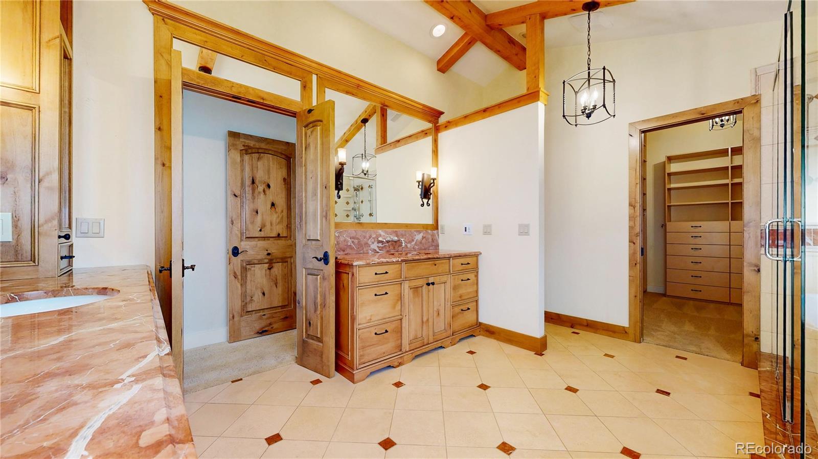 Littleton, Colorado, 80125, United States, 4 Bedrooms Bedrooms, ,5 BathroomsBathrooms,Residential,Active,2007000