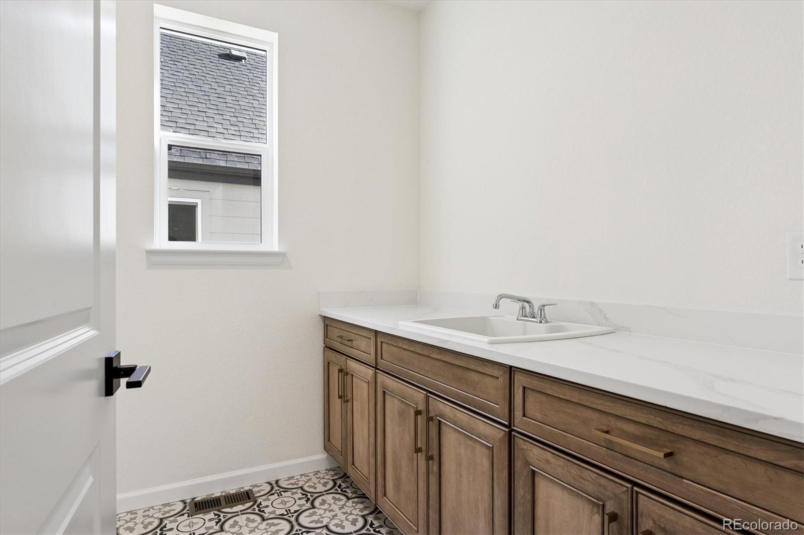 Littleton, Colorado, 80127, United States, 4 Bedrooms Bedrooms, ,4 BathroomsBathrooms,Residential,Active,2015804