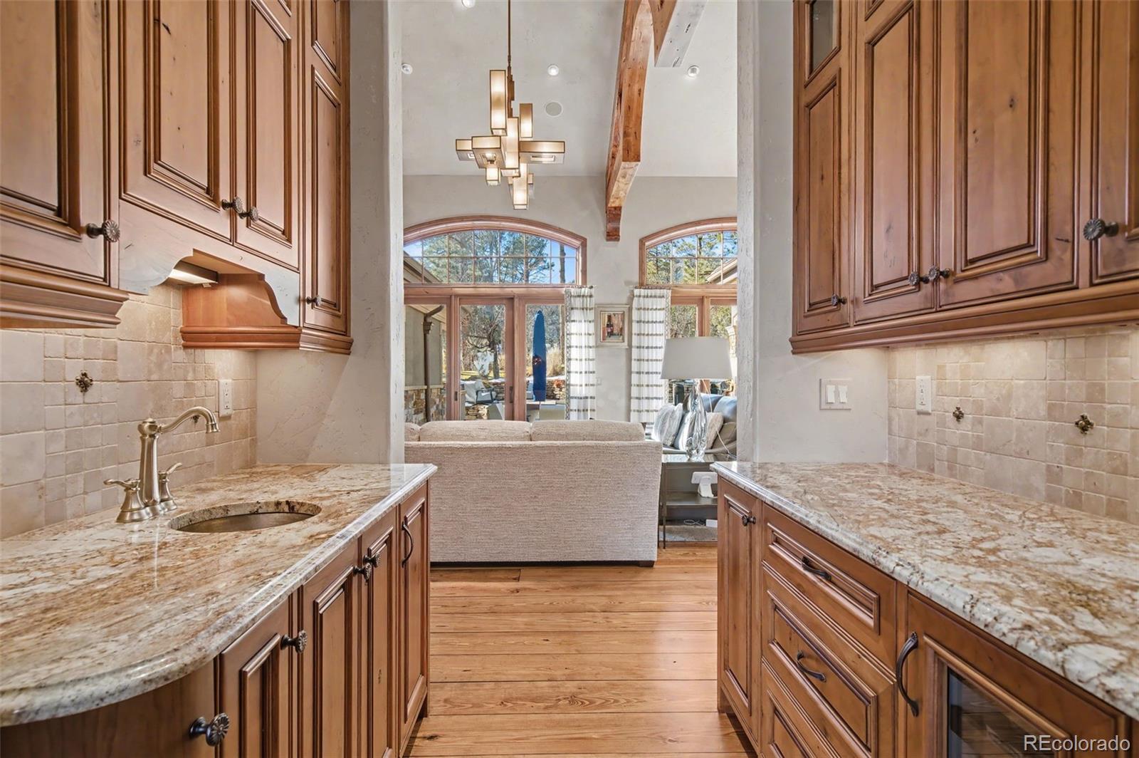 Colorado Springs, Colorado, 80906, United States, 5 Bedrooms Bedrooms, ,7 BathroomsBathrooms,Residential,Active,2017085