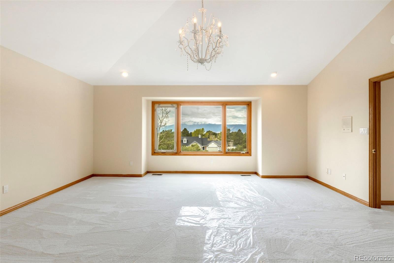 Monument, Colorado, 80132, United States, 5 Bedrooms Bedrooms, ,5 BathroomsBathrooms,Residential,Active,2043281