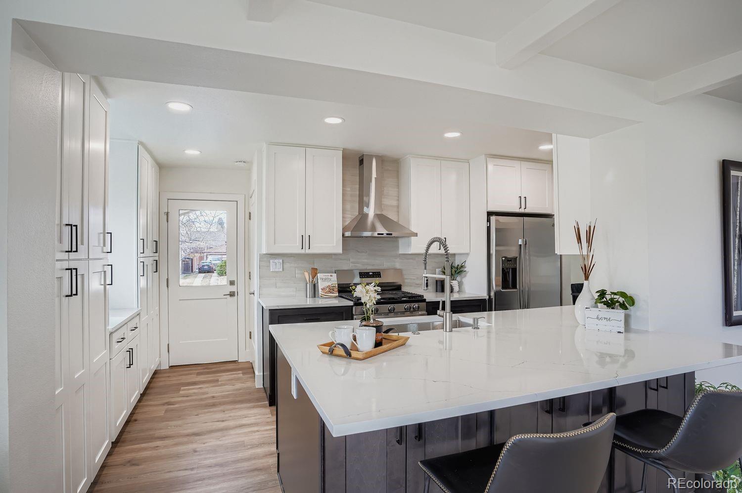 Denver, Colorado, 80212, United States, 5 Bedrooms Bedrooms, ,4 BathroomsBathrooms,Residential,Active,2010214