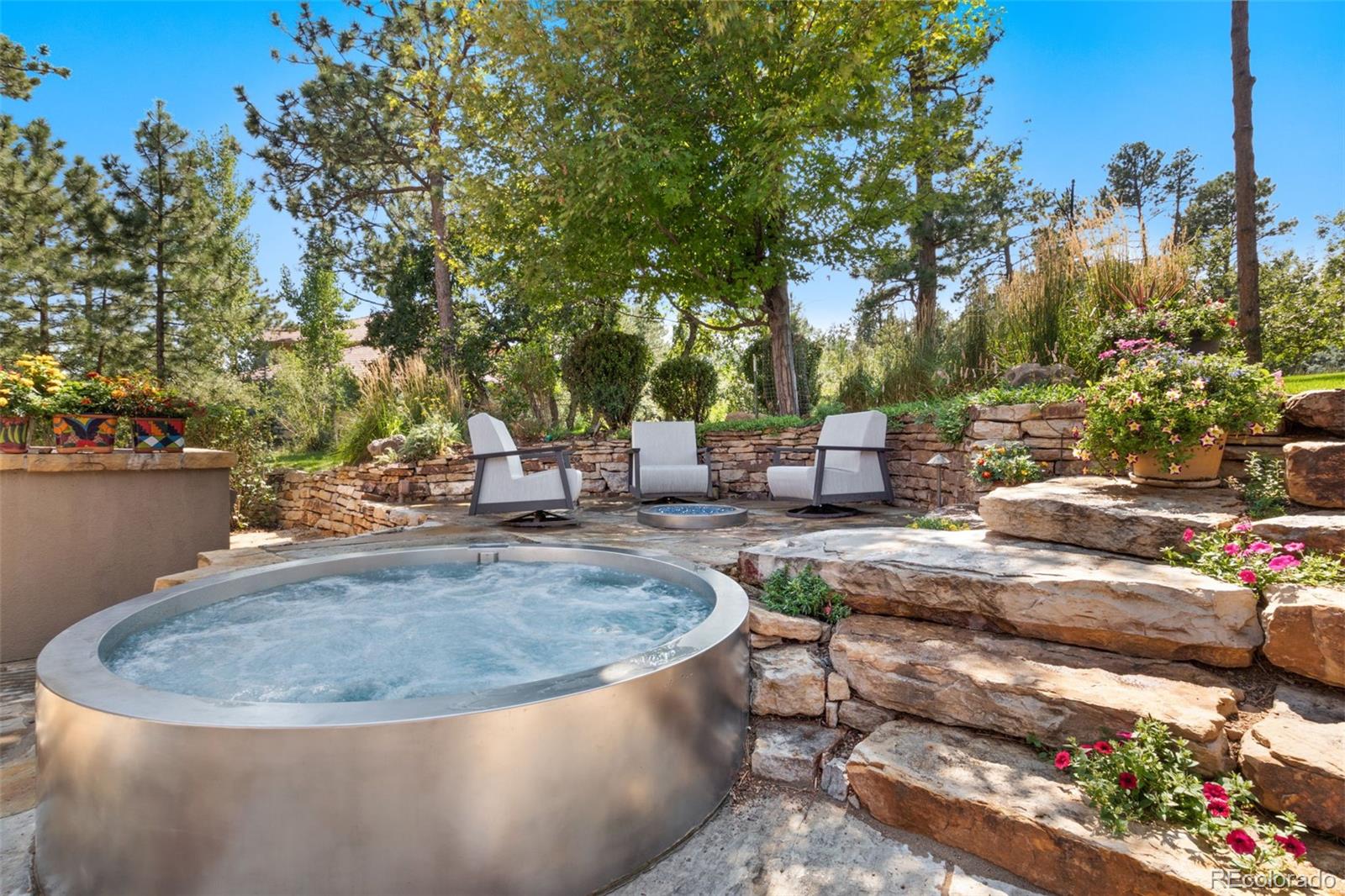 Colorado Springs, Colorado, 80906, United States, 5 Bedrooms Bedrooms, ,7 BathroomsBathrooms,Residential,Active,2017085