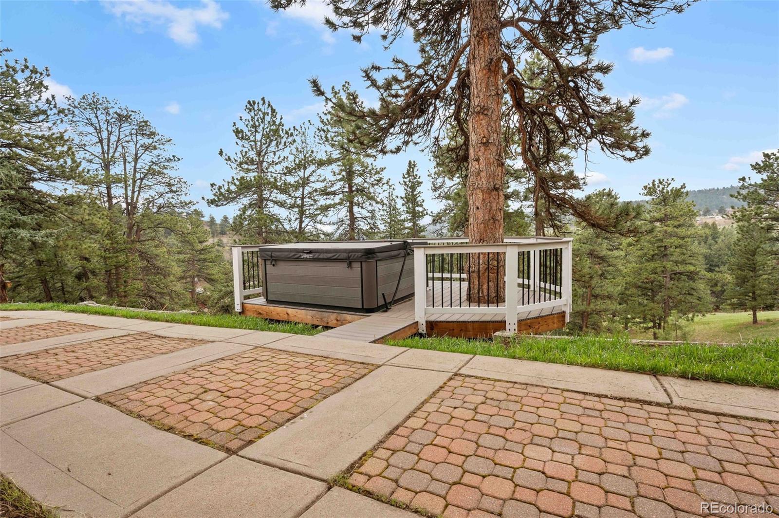 Golden, Colorado, 80401, United States, 4 Bedrooms Bedrooms, ,5 BathroomsBathrooms,Residential,Active,1922327