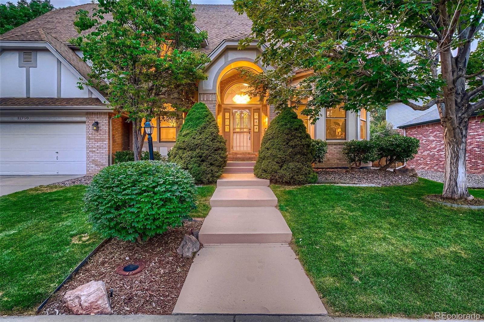 Englewood, Colorado, 80111, United States, 6 Bedrooms Bedrooms, ,5 BathroomsBathrooms,Residential,Active,1904158