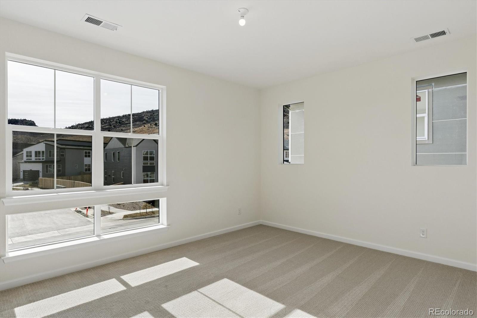 Littleton, Colorado, 80127, United States, 4 Bedrooms Bedrooms, ,4 BathroomsBathrooms,Residential,Active,2015804