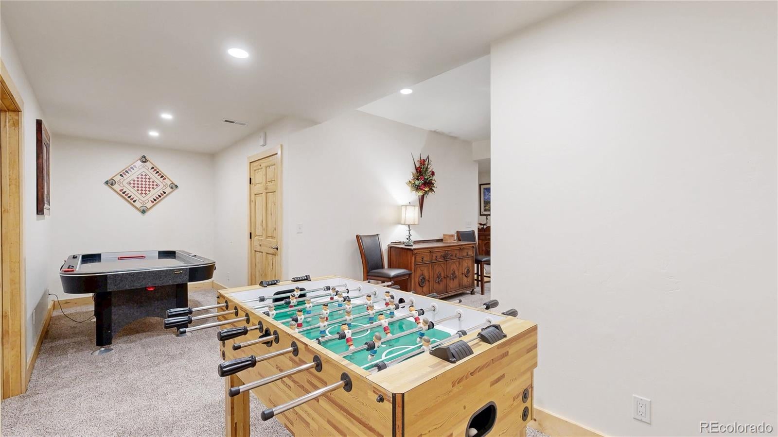 Grand Lake, Colorado, 80447, United States, 6 Bedrooms Bedrooms, ,4 BathroomsBathrooms,Residential,Active,1810482