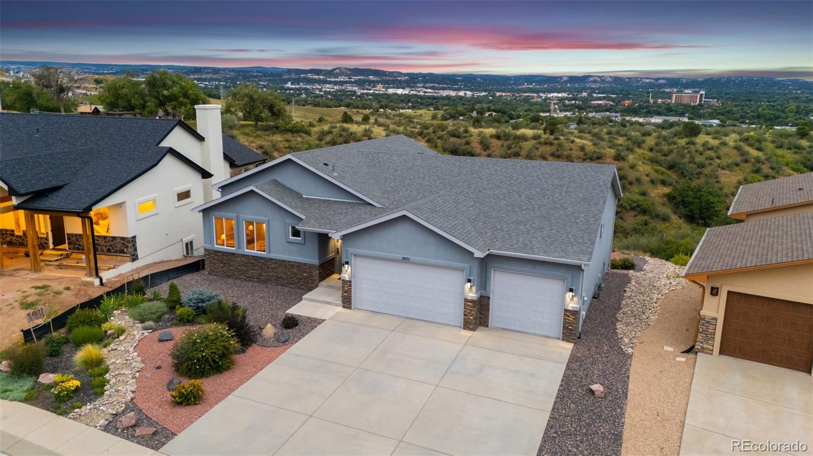 Colorado Springs, Colorado, 80904, United States, 4 Bedrooms Bedrooms, ,5 BathroomsBathrooms,Residential,Active,1985588