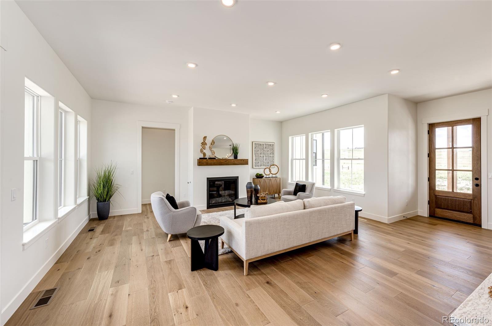 Byers, Colorado, 80103, United States, 3 Bedrooms Bedrooms, ,3 BathroomsBathrooms,Residential,Active,1880353