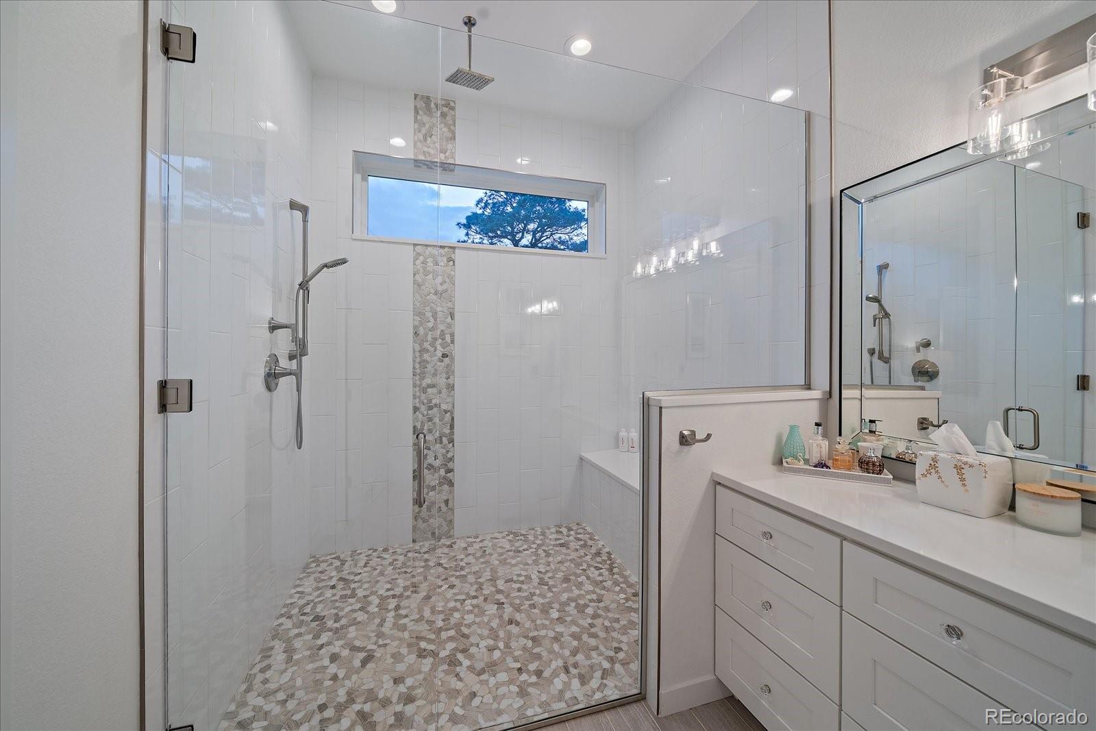 Parker, Colorado, 80138, United States, 4 Bedrooms Bedrooms, ,6 BathroomsBathrooms,Residential,Contingent,2052131