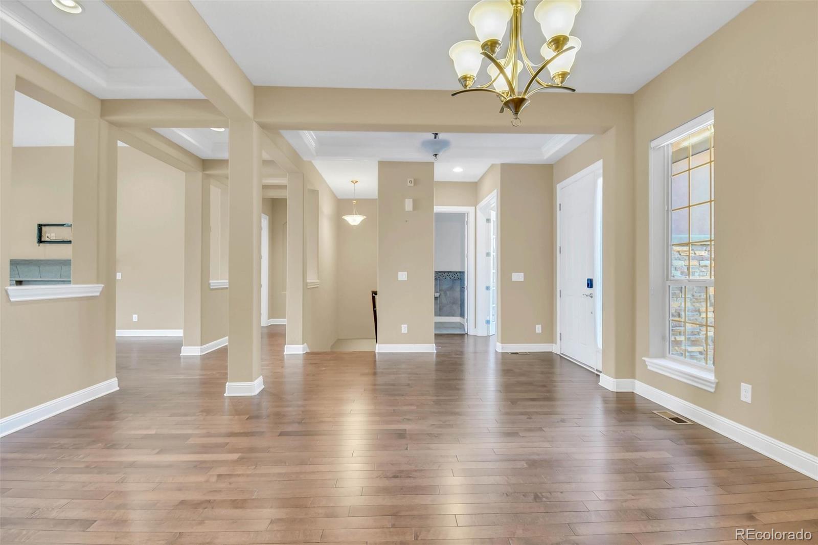 Broomfield, Colorado, 80023, United States, 3 Bedrooms Bedrooms, ,4 BathroomsBathrooms,Residential,Active,2044170