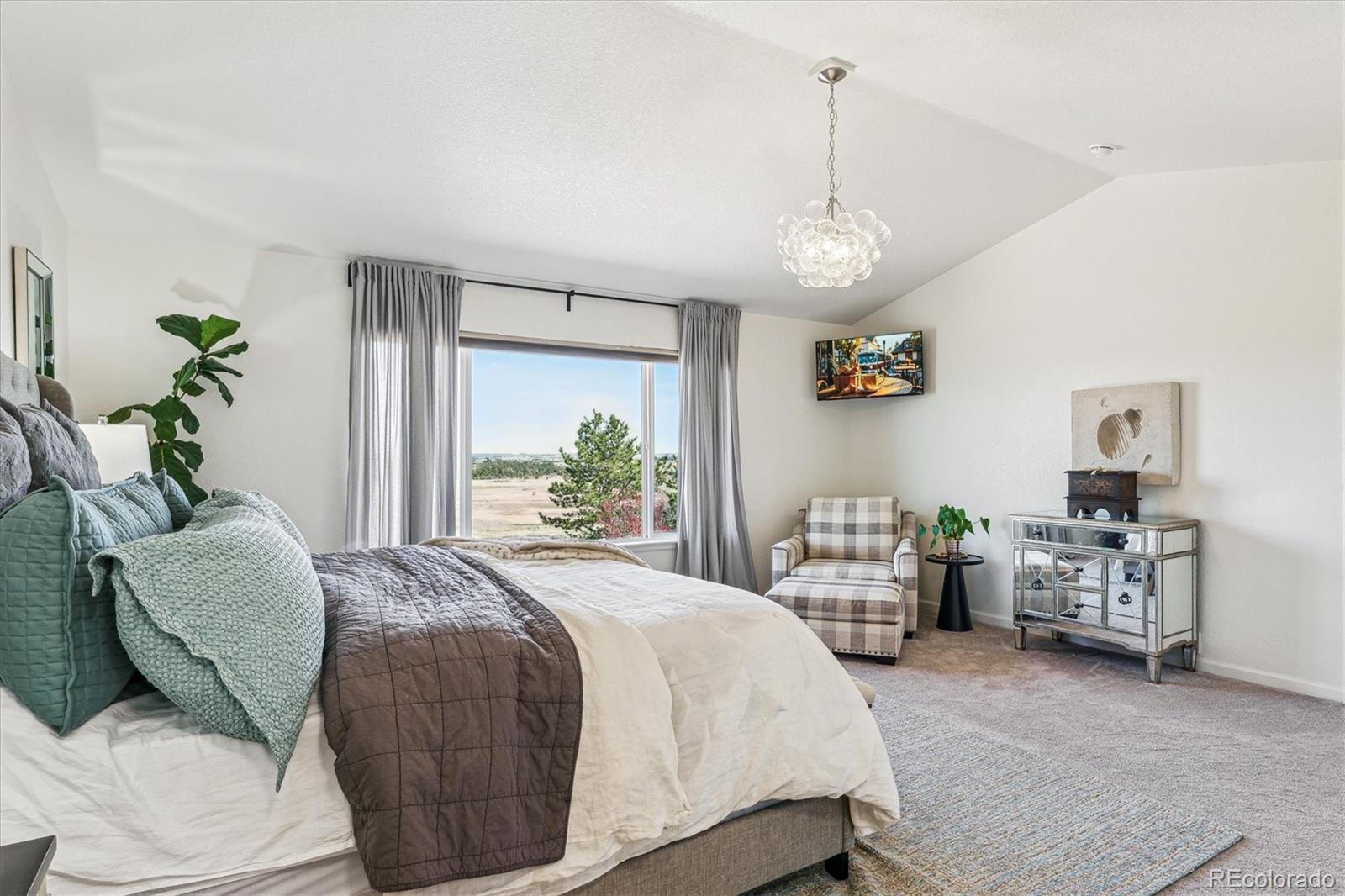 Castle Rock, Colorado, 80104, United States, 6 Bedrooms Bedrooms, ,5 BathroomsBathrooms,Residential,Active,1798044