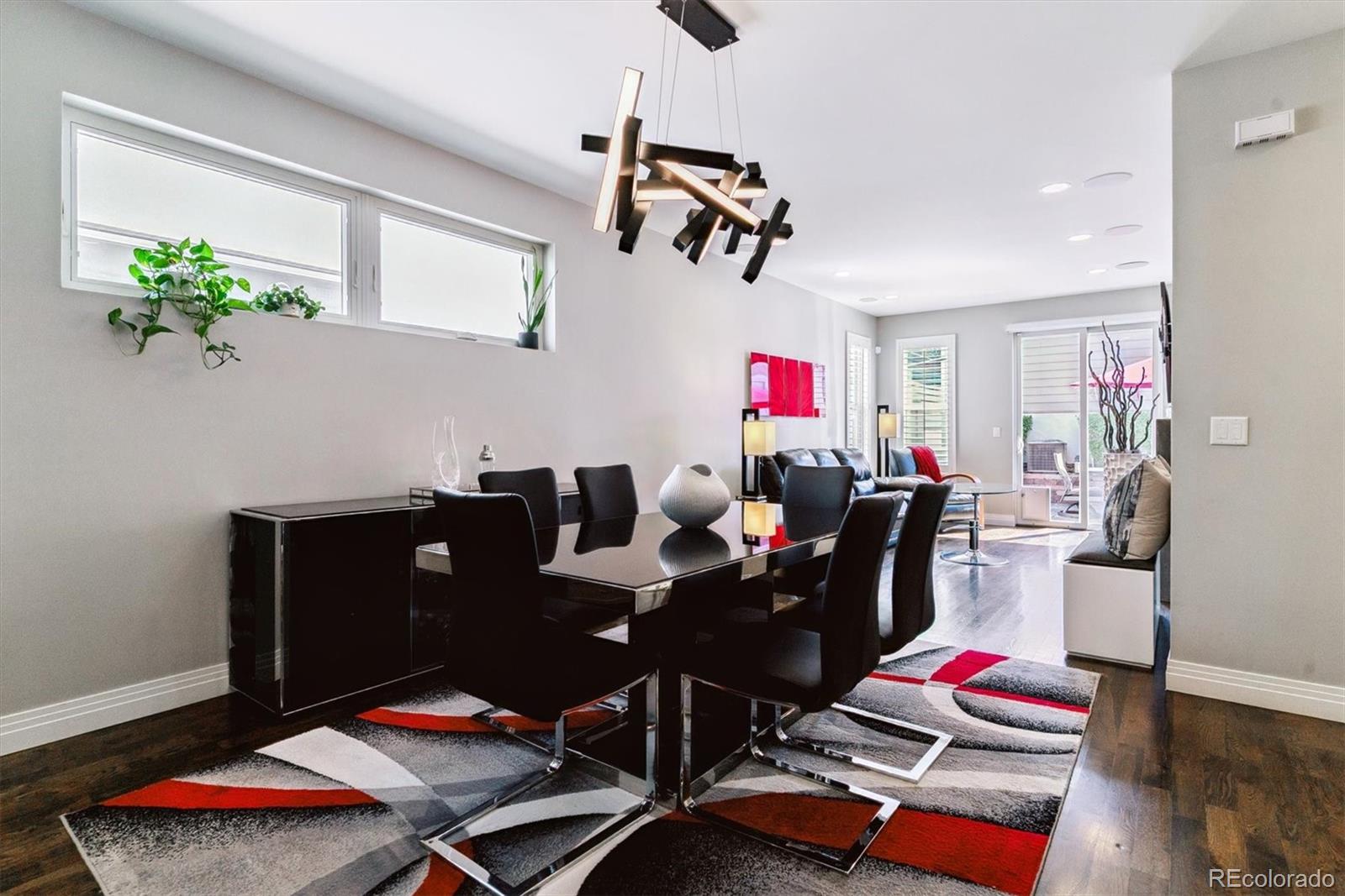 Denver, Colorado, 80205, United States, 4 Bedrooms Bedrooms, ,4 BathroomsBathrooms,Residential,Active,1905128