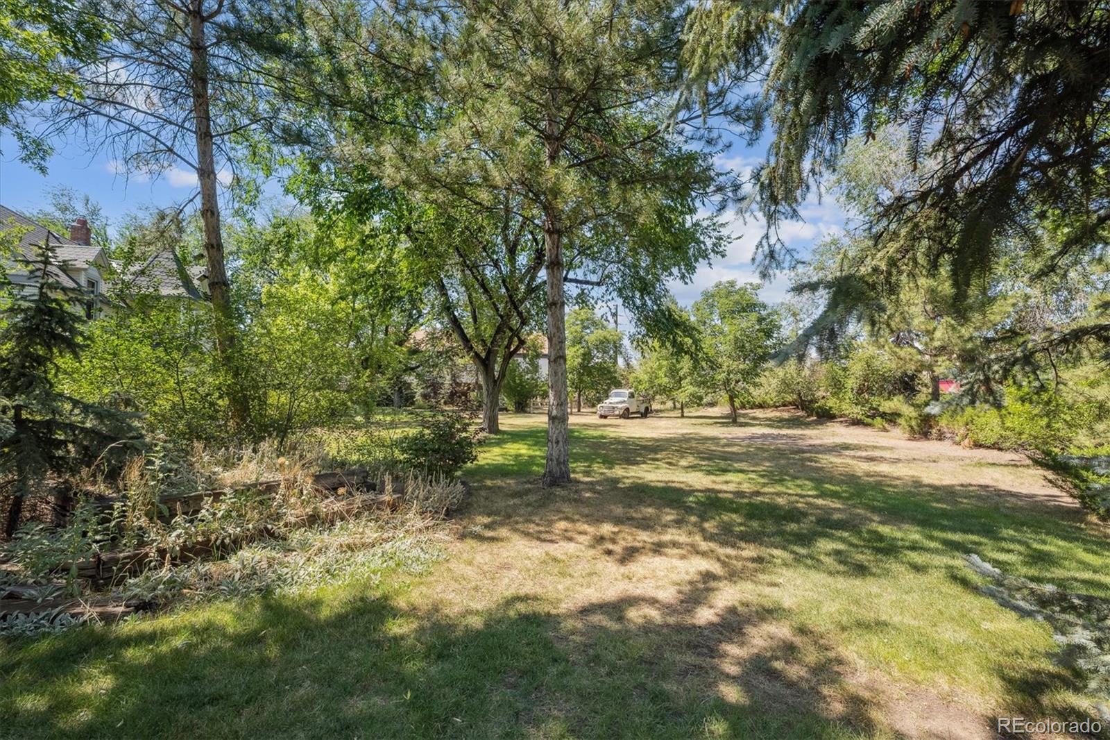 Lakewood, Colorado, 80232, United States, 4 Bedrooms Bedrooms, ,3 BathroomsBathrooms,Residential,Active,1929429