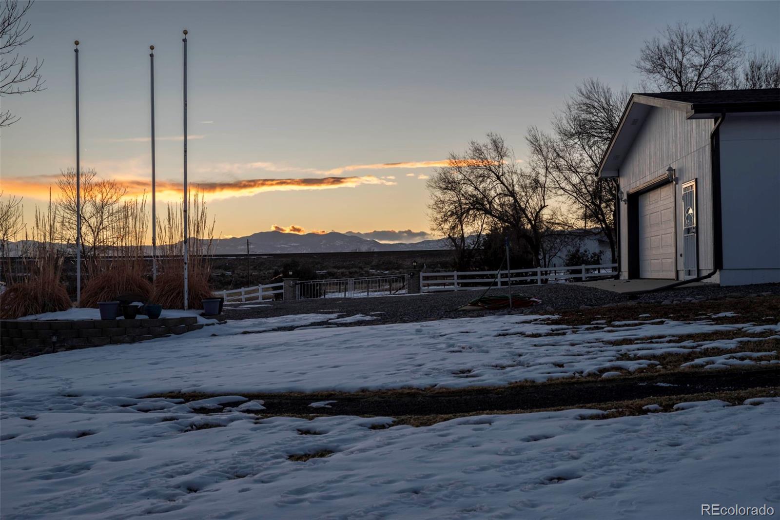 Westminster, Colorado, 80021, United States, 3 Bedrooms Bedrooms, ,4 BathroomsBathrooms,Residential,Contingent,1764464