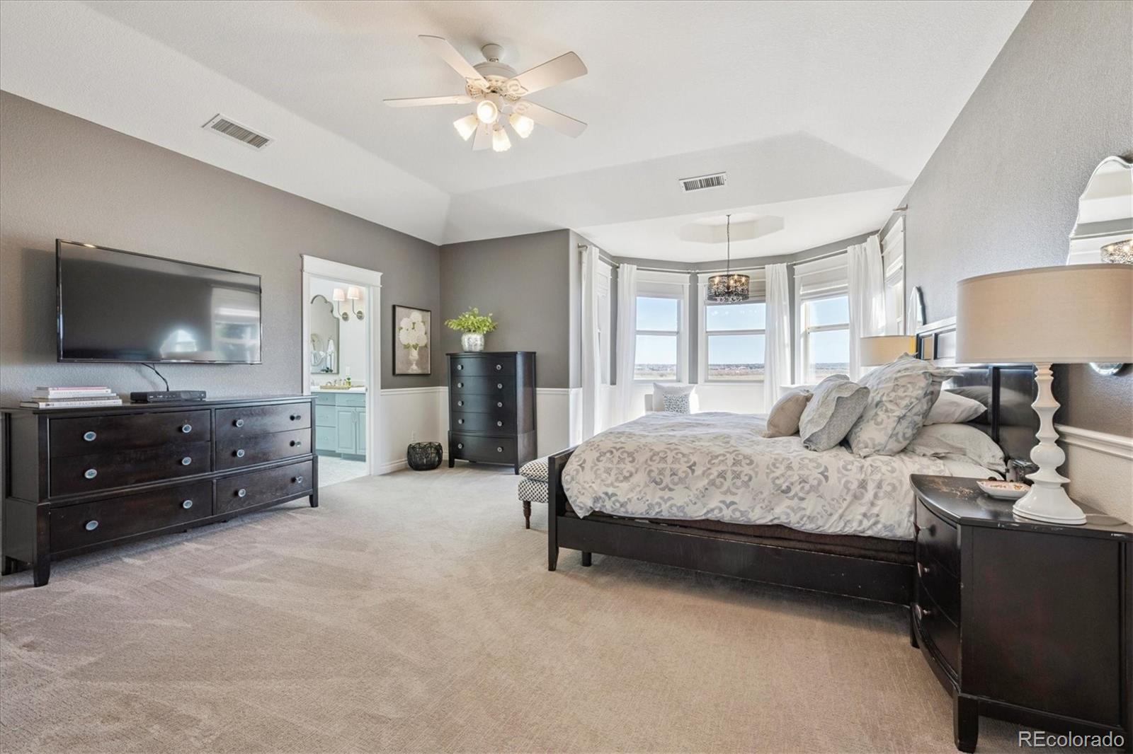 Englewood, Colorado, 80111, United States, 5 Bedrooms Bedrooms, ,6 BathroomsBathrooms,Residential,Active,1992207