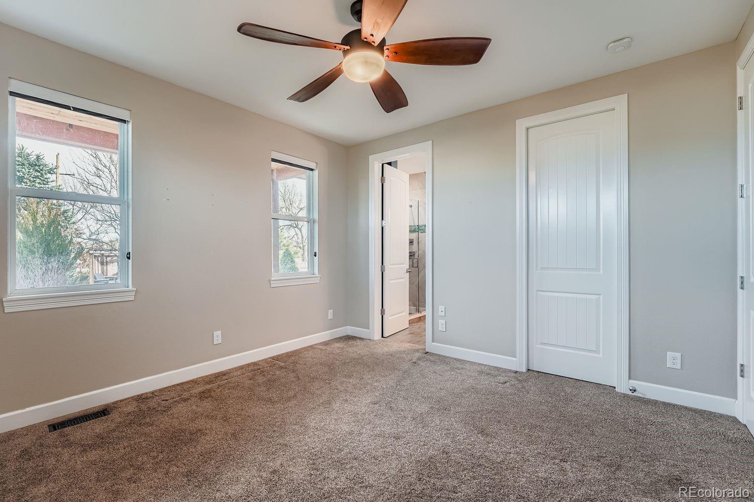 Littleton, Colorado, 80125, United States, 4 Bedrooms Bedrooms, ,5 BathroomsBathrooms,Residential,Active,2008311