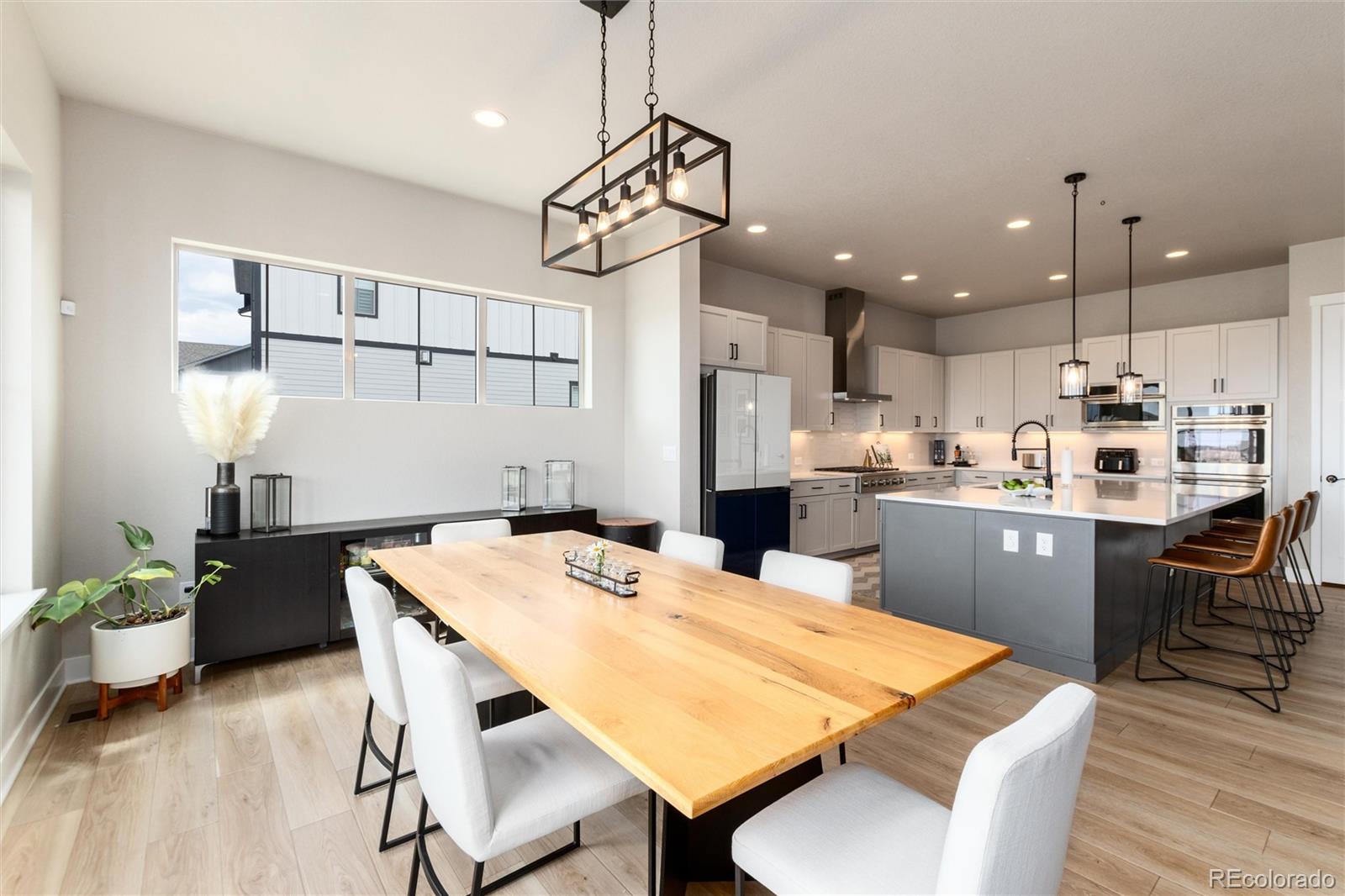 Castle Rock, Colorado, 80108, United States, 5 Bedrooms Bedrooms, ,4 BathroomsBathrooms,Residential,Active,1904162