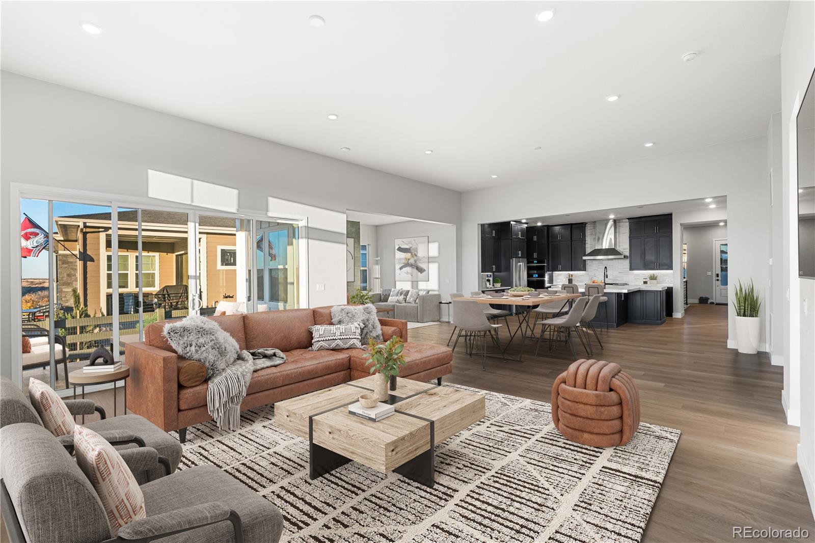 Castle Pines, Colorado, 80108, United States, 4 Bedrooms Bedrooms, ,5 BathroomsBathrooms,Residential,Active,1953011