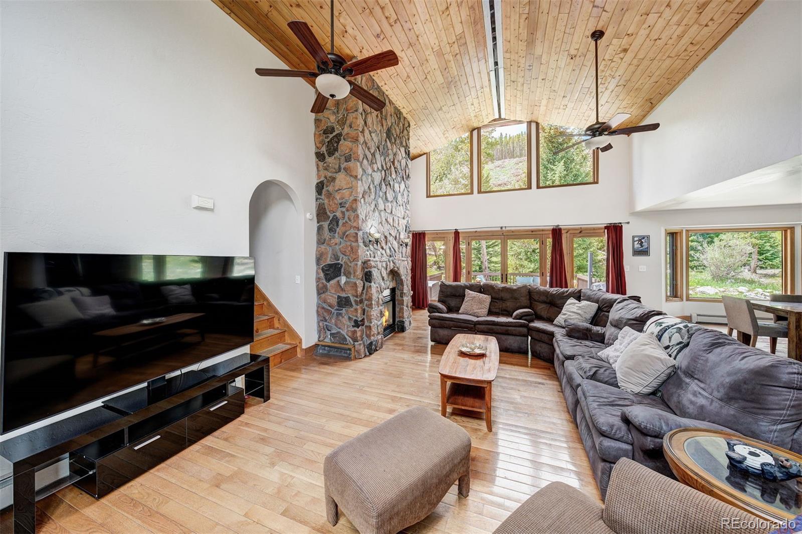 Breckenridge, Colorado, 80424, United States, 6 Bedrooms Bedrooms, ,5 BathroomsBathrooms,Residential,Active,1944016