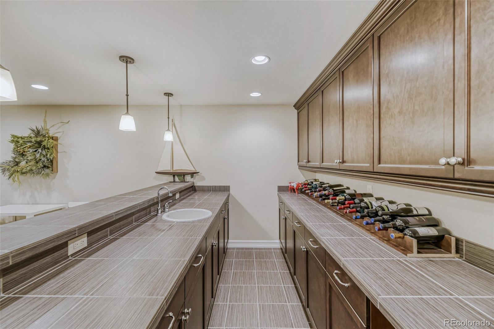 Lone Tree, Colorado, 80124, United States, 5 Bedrooms Bedrooms, ,5 BathroomsBathrooms,Residential,Active,2017438