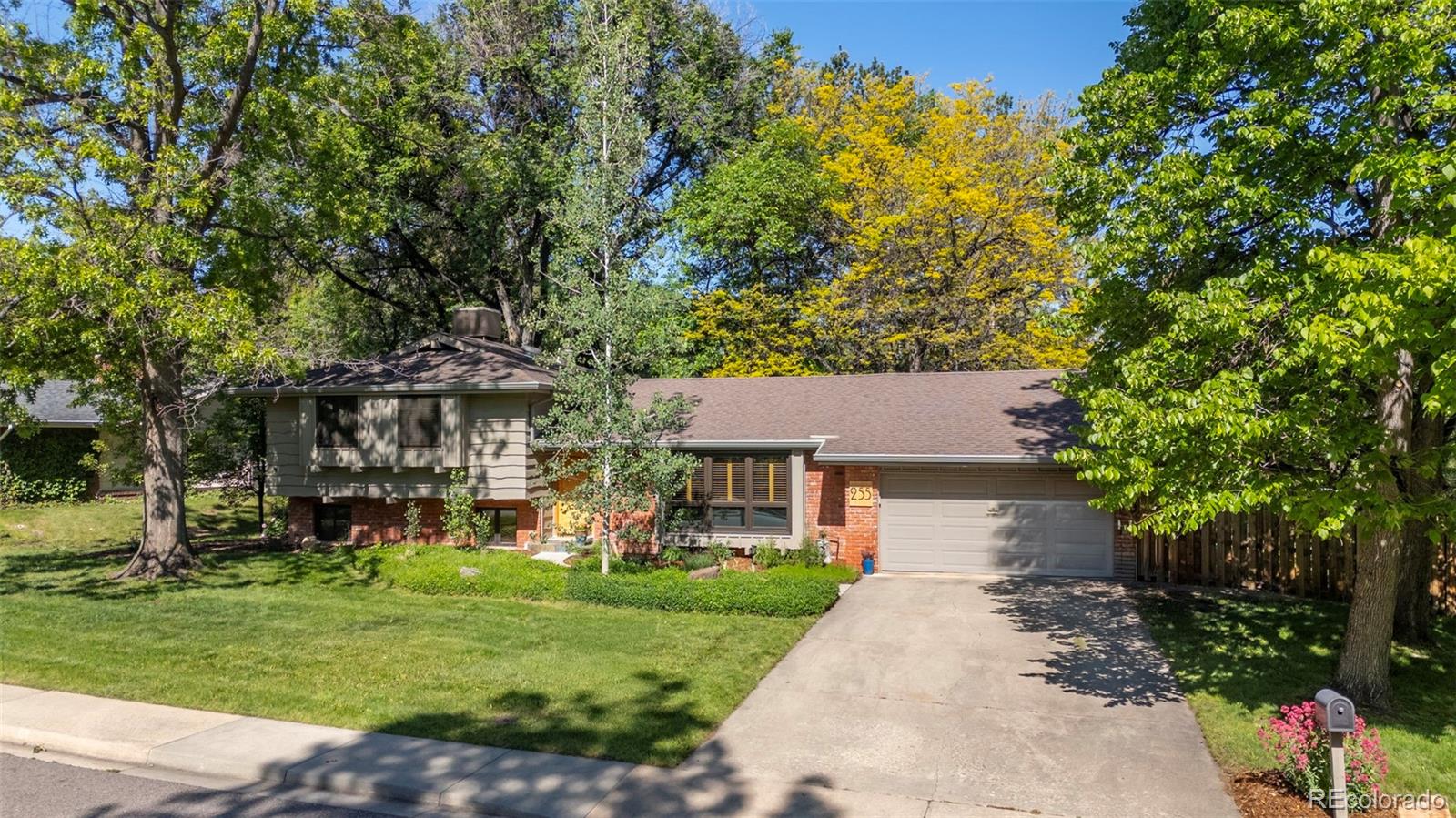 Boulder, Colorado, 80303, United States, 4 Bedrooms Bedrooms, ,3 BathroomsBathrooms,Residential,Contingent,1944032