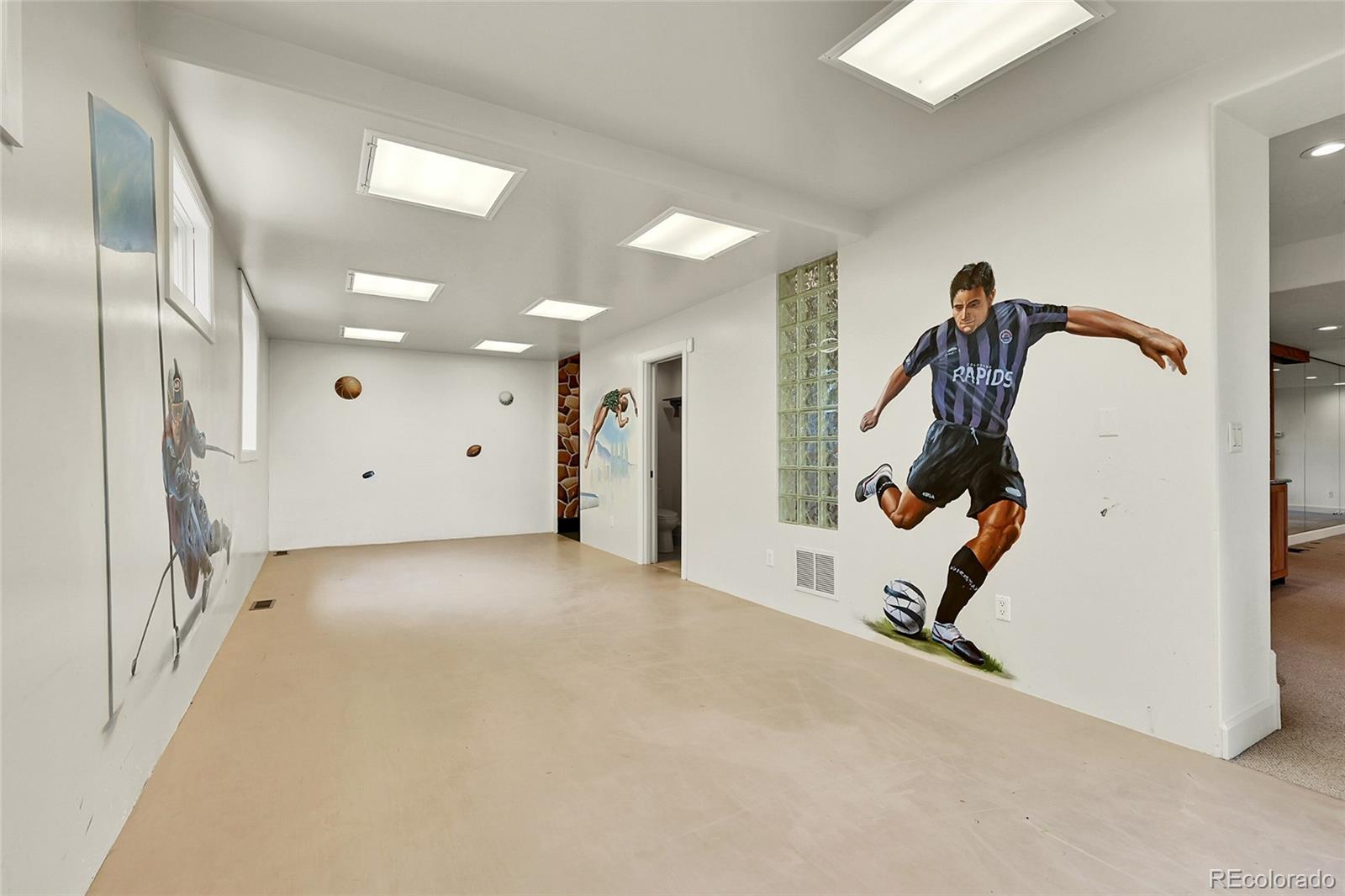 Lakewood, Colorado, 80227, United States, 4 Bedrooms Bedrooms, ,5 BathroomsBathrooms,Residential,Active,1831768