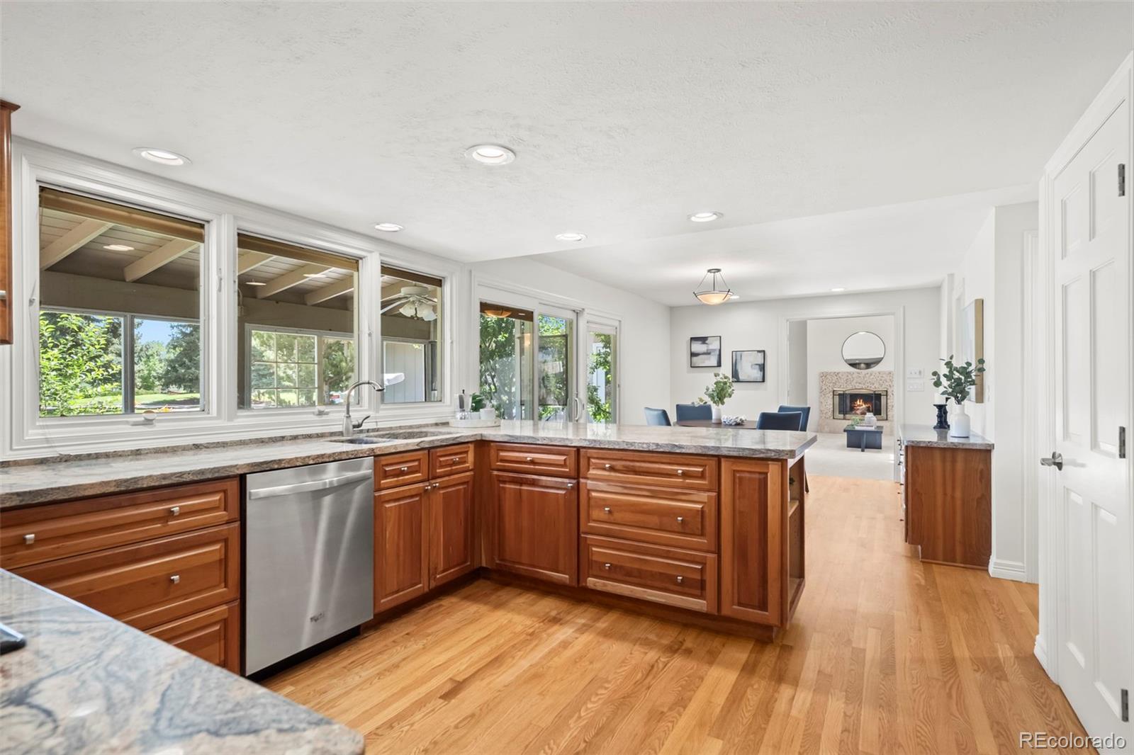 Boulder, Colorado, 80301, United States, 5 Bedrooms Bedrooms, ,4 BathroomsBathrooms,Residential,Active,1944111
