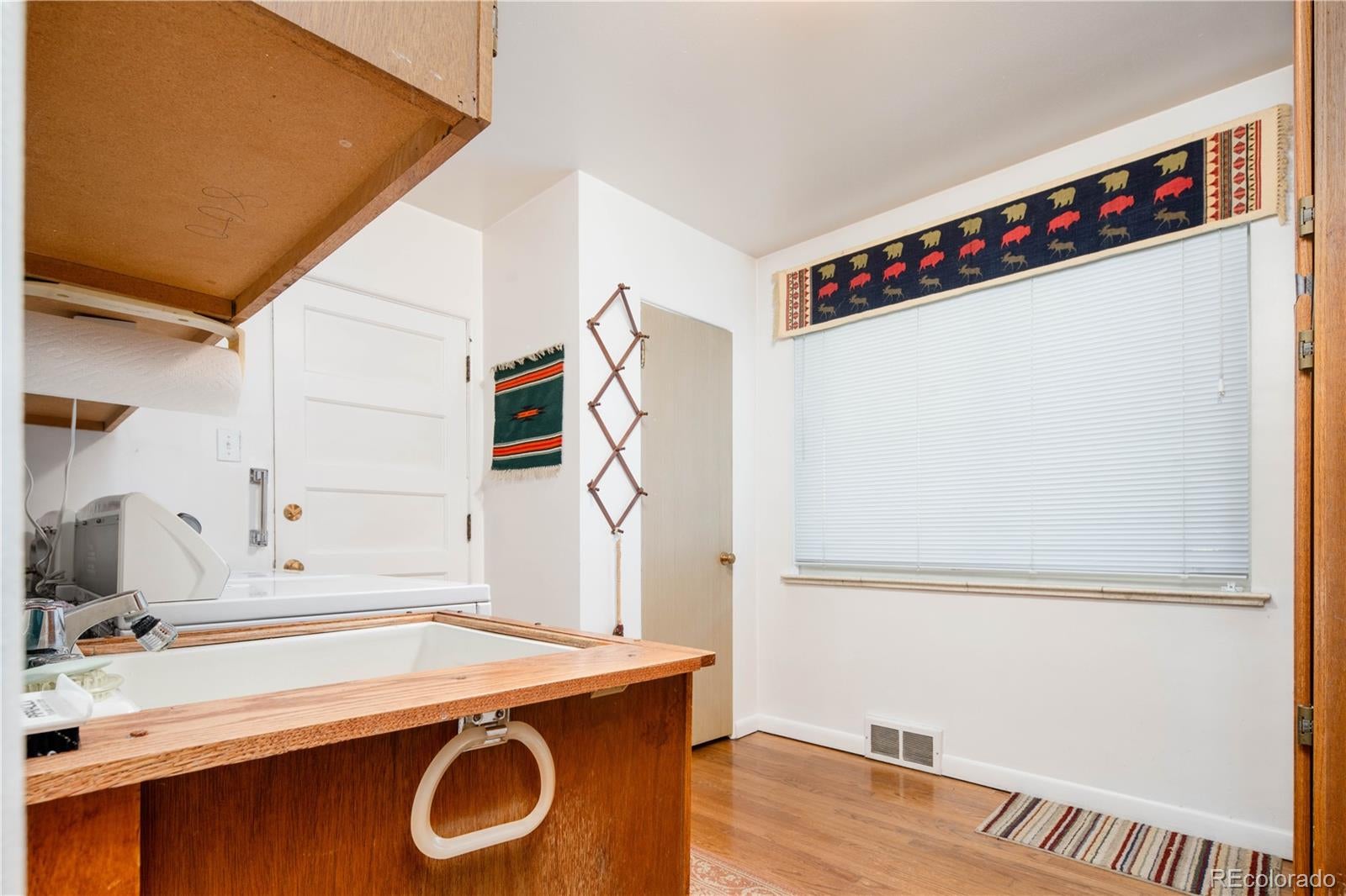 Denver, Colorado, 80209, United States, 3 Bedrooms Bedrooms, ,3 BathroomsBathrooms,Residential,Active,1960164