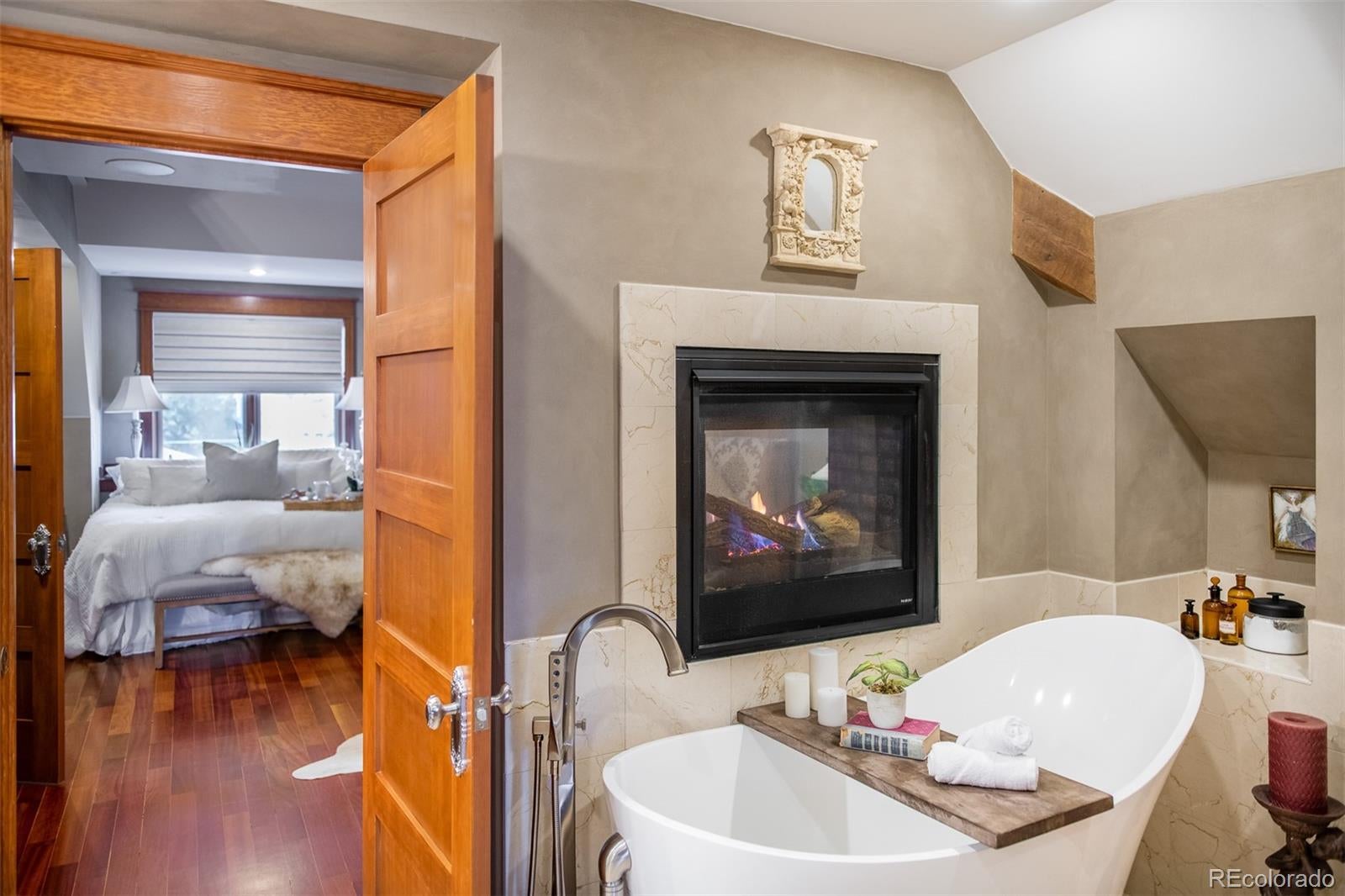 Denver, Colorado, 80209, United States, 4 Bedrooms Bedrooms, ,5 BathroomsBathrooms,Residential,Active,1944262