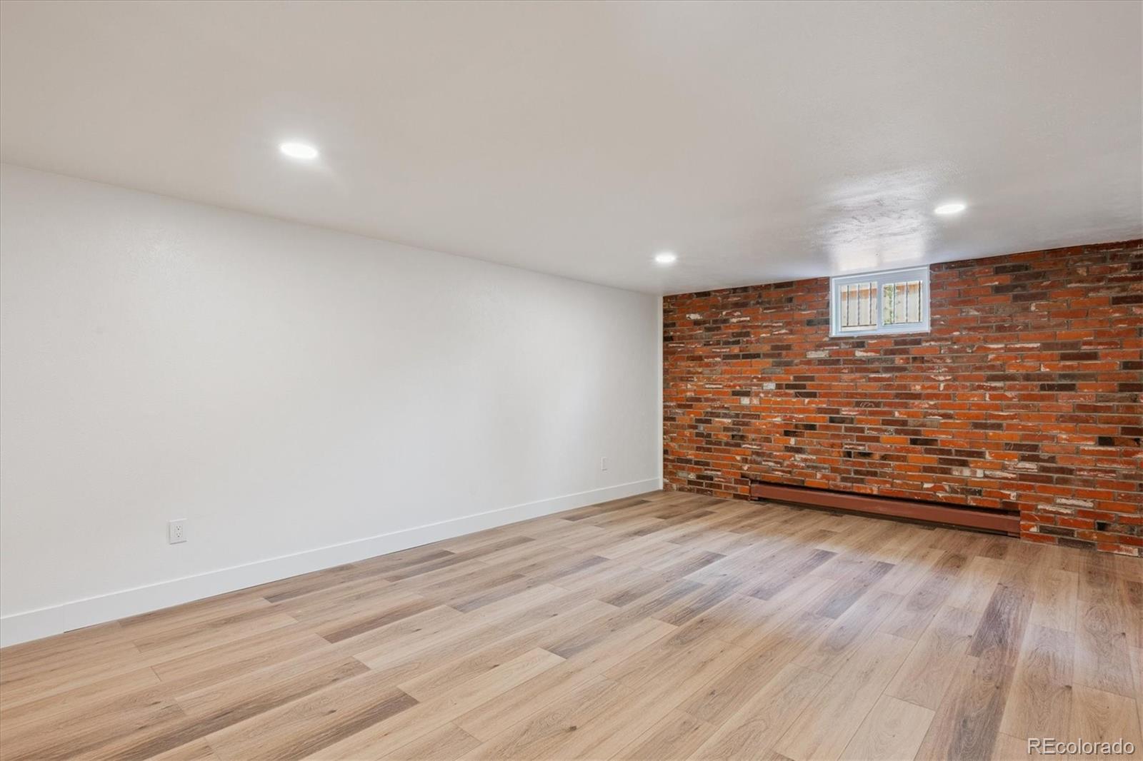 Denver, Colorado, 80237, United States, ,4 BathroomsBathrooms,Residential,Active,1894229