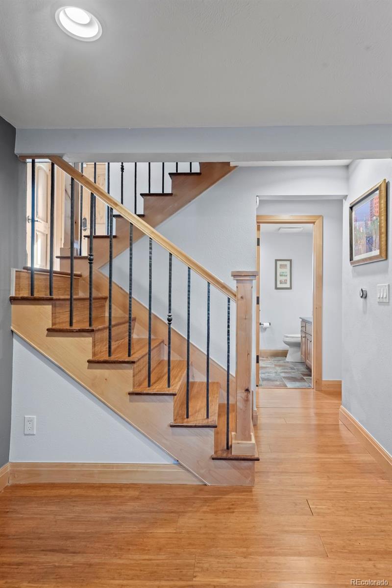 Boulder, Colorado, 80303, United States, 4 Bedrooms Bedrooms, ,3 BathroomsBathrooms,Residential,Contingent,1944032